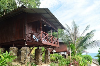 the jemuruk island resort