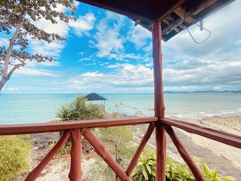 the jemuruk island resort