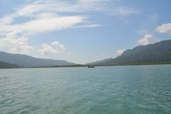 the jemuruk island resort