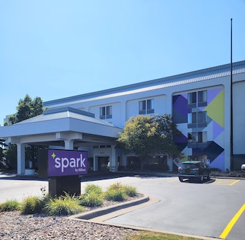 Spark By Hilton Green Bay,Brown County>>Ashwaubenon,3 star