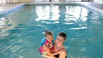 spark by hilton green bay