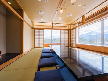urabandai lake resort