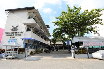 chomdoi house