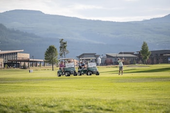 shoshone condos at big sky resort