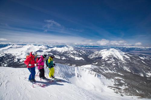 shoshone condos at big sky resort