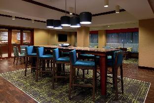 hampton inn greensboro airport