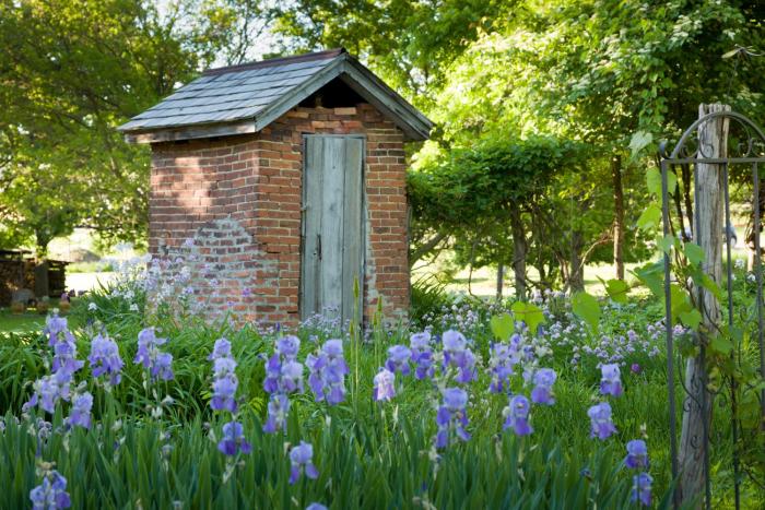 gothic eves inn and spa