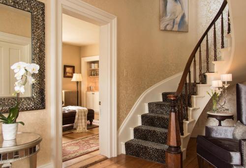 gothic eves inn and spa