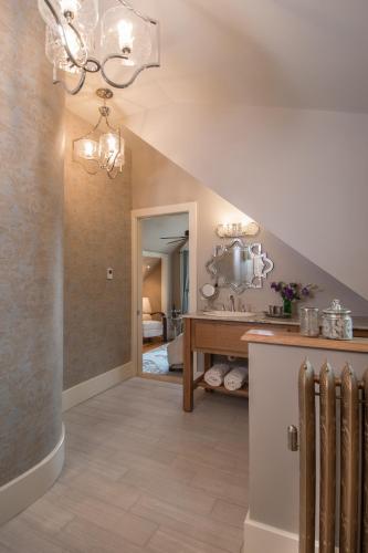 gothic eves inn and spa