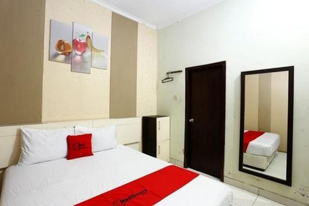 reddoorz near adisucipto airport 3