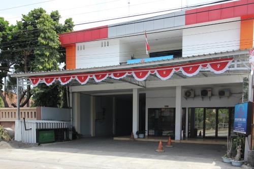 reddoorz near adisucipto airport 3