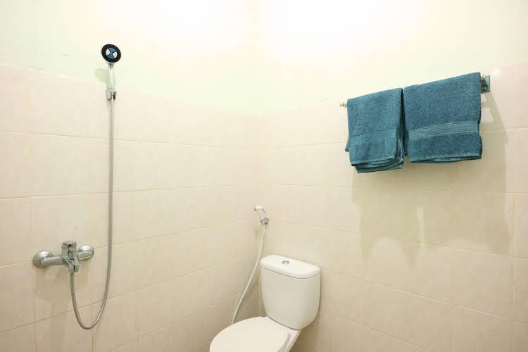 reddoorz near adisucipto airport 3