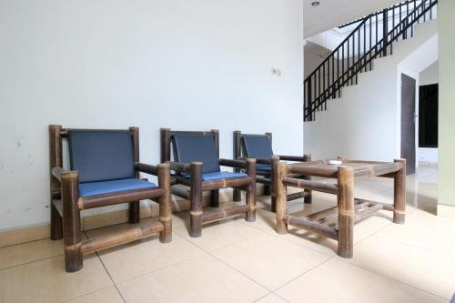 reddoorz near adisucipto airport 3