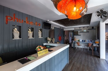 phu ke ta the hip service apartment and hotel