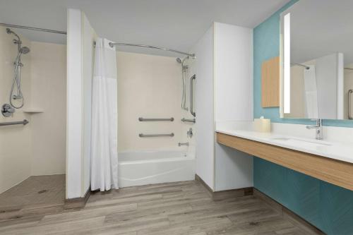 hilton garden inn greensboro