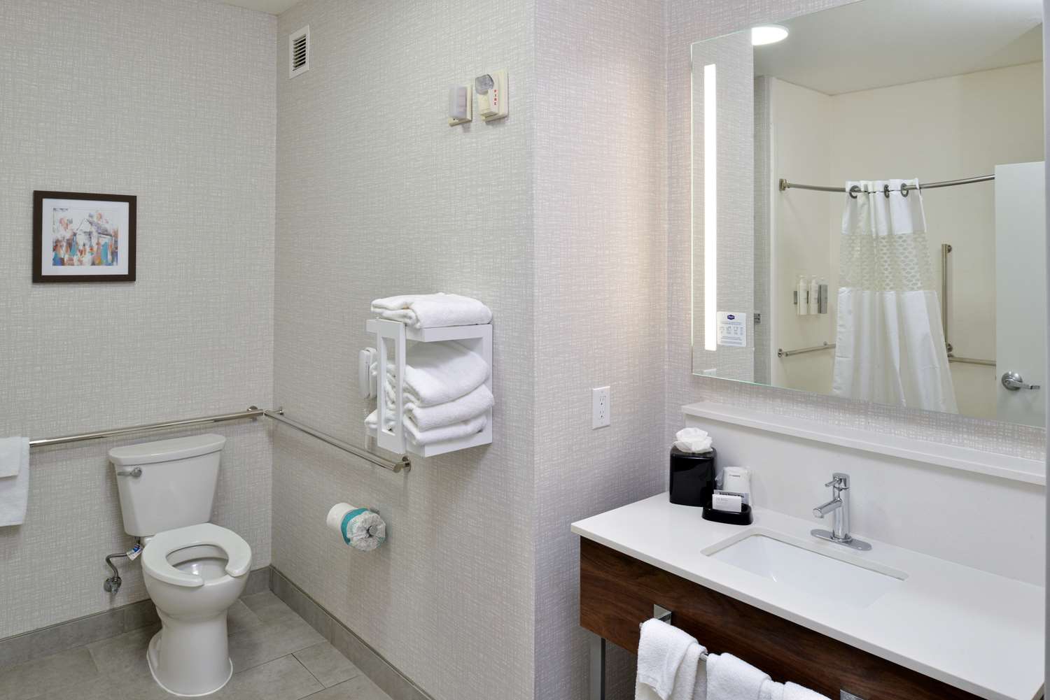 hampton inn and suites greenville