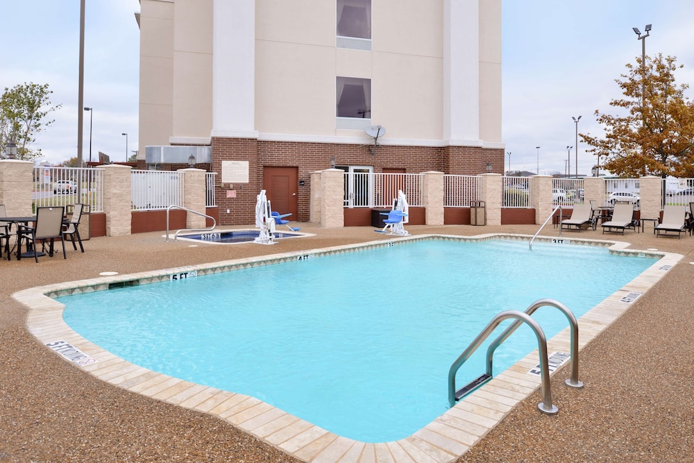 hampton inn and suites greenville