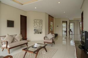elok villa 4 bedrooms with a private pool