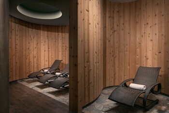 golf and spa kuneticka hora
