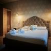 lainez rooms and suites