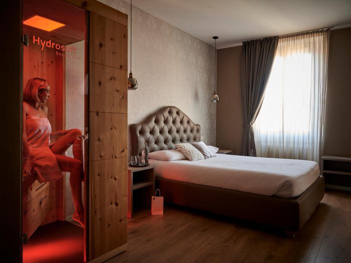 lainez rooms and suites