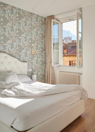 lainez rooms and suites