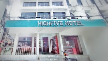 highfive hotel