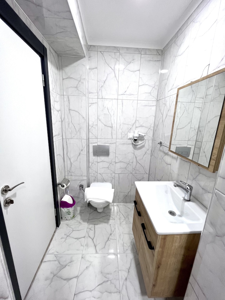 yucel hotel