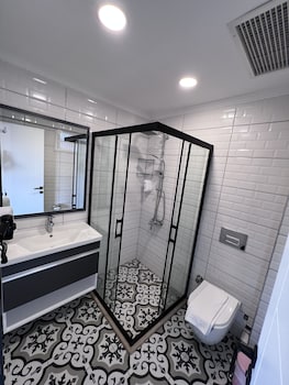 yucel hotel