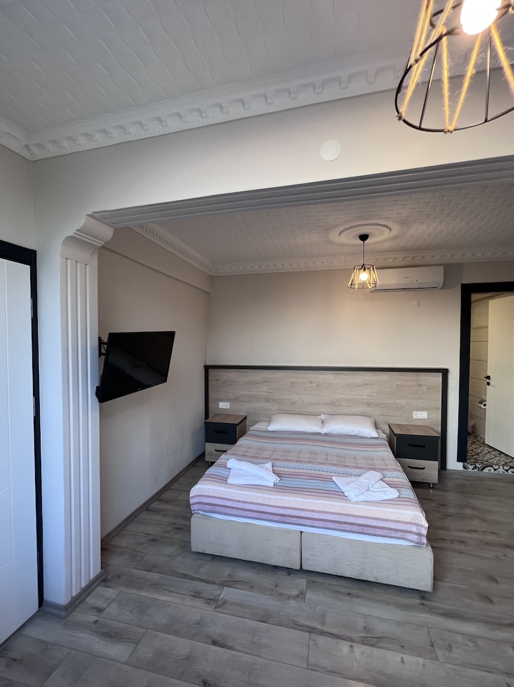 yucel hotel