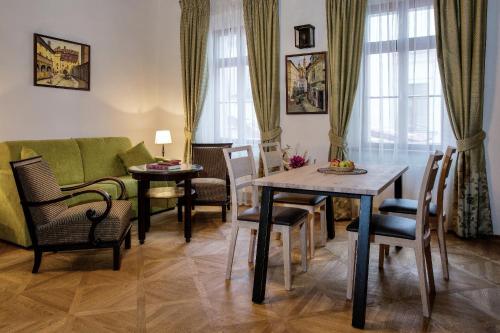 residence u mecenase