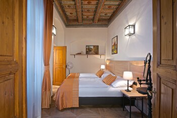 residence u mecenase