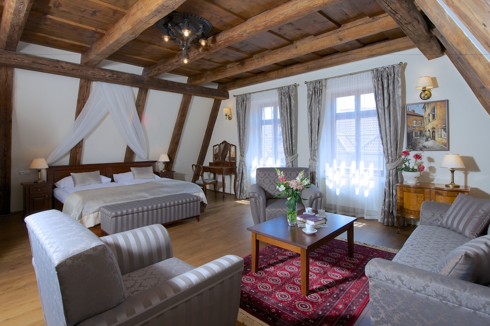 residence u mecenase