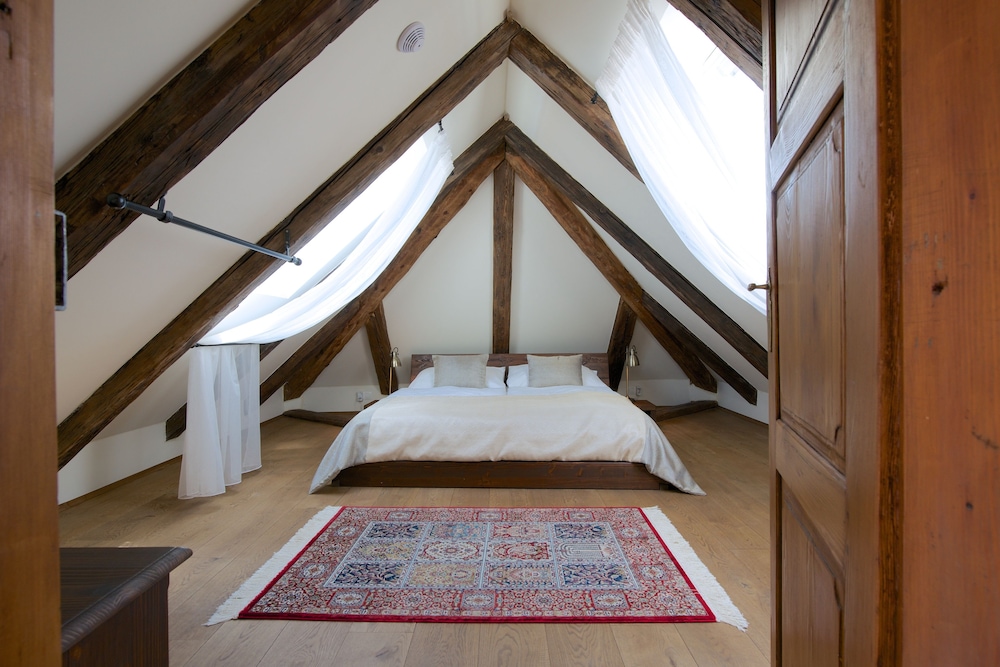 residence u mecenase