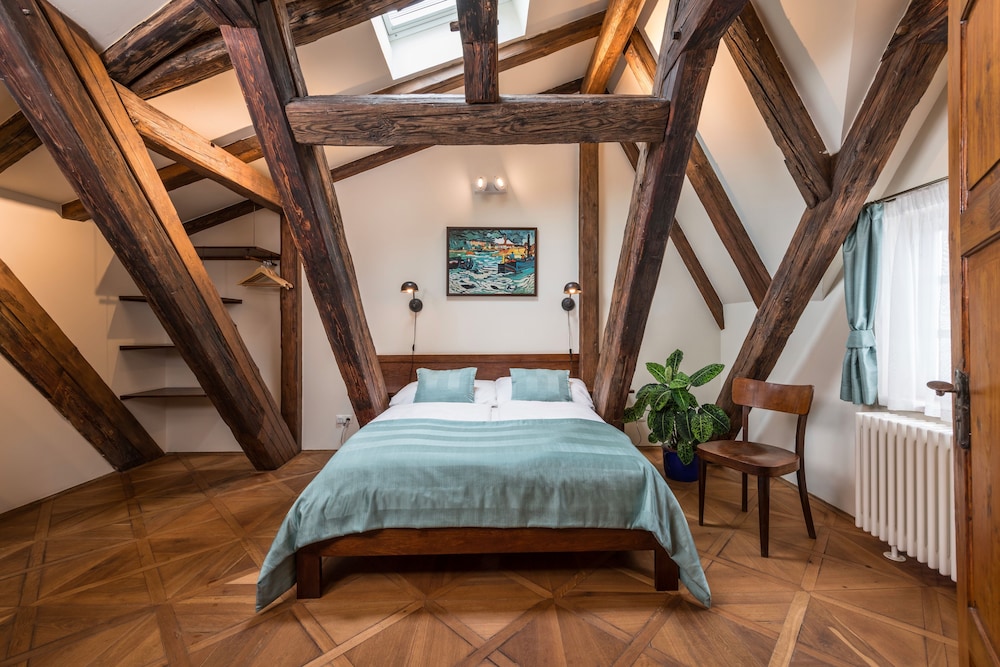 residence u mecenase