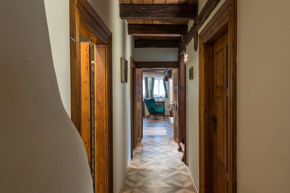 residence u mecenase