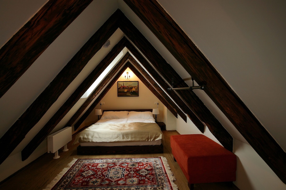 residence u mecenase