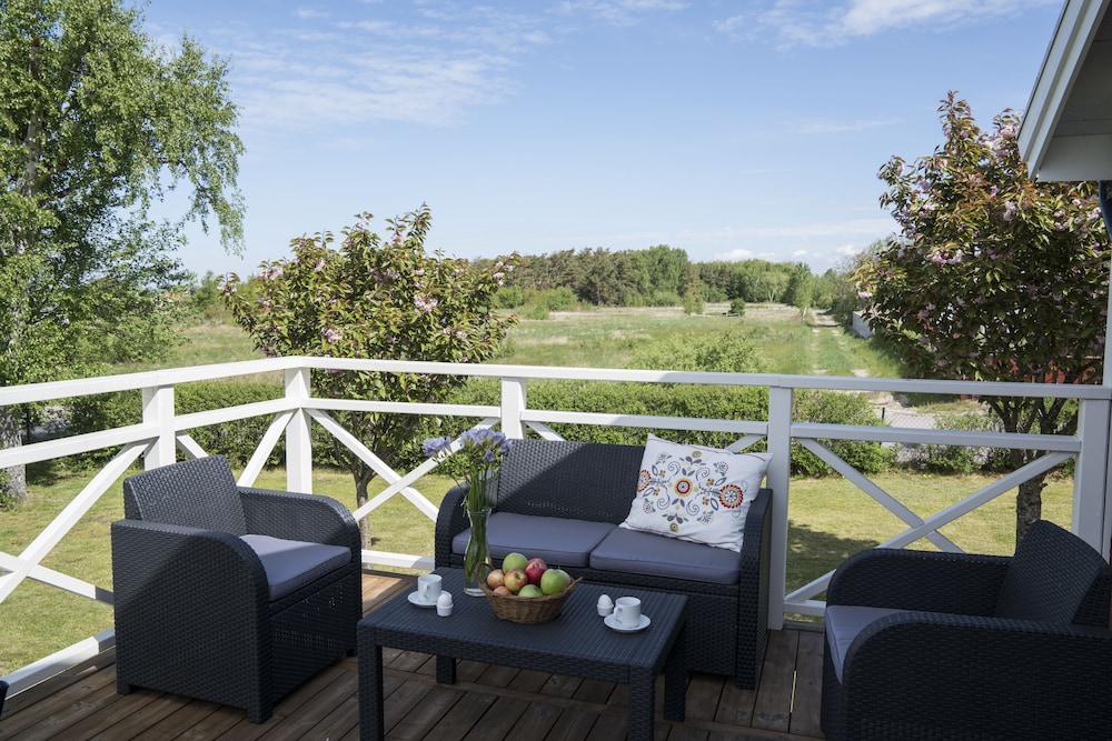 mellbystrands vandrarhem and stugor solstickan