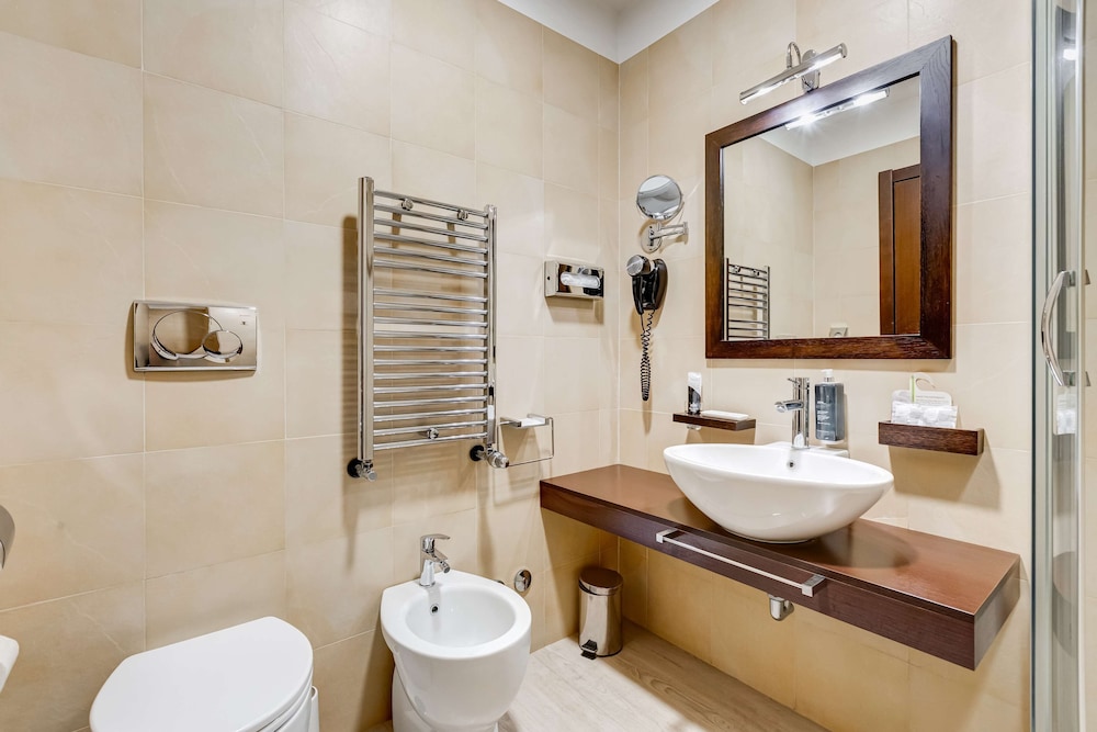 best western cinemusic hotel