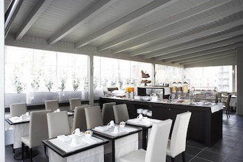 best western cinemusic hotel