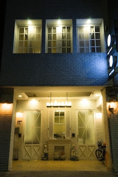 hualien birds house hostel