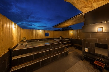 azumaya hai ba trung 1 hotel