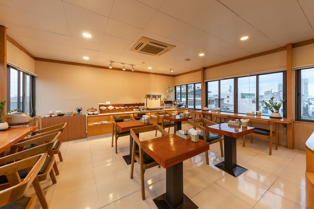 azumaya hai ba trung 1 hotel