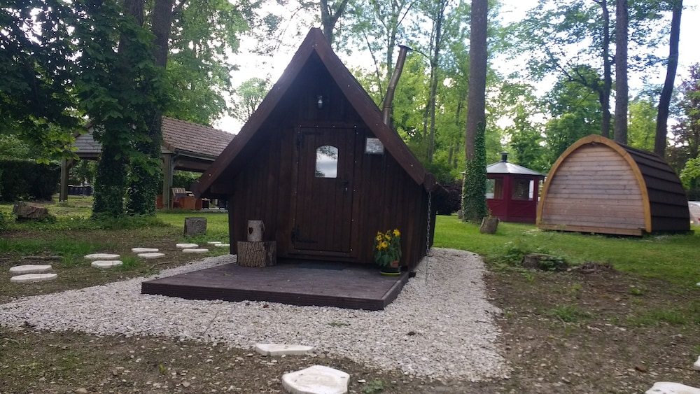 les roulottes de la champagne campground