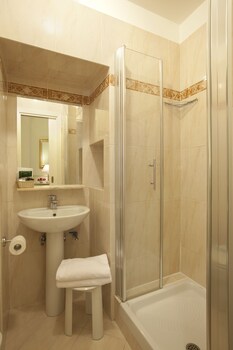 bandb hotel roma italia viminale