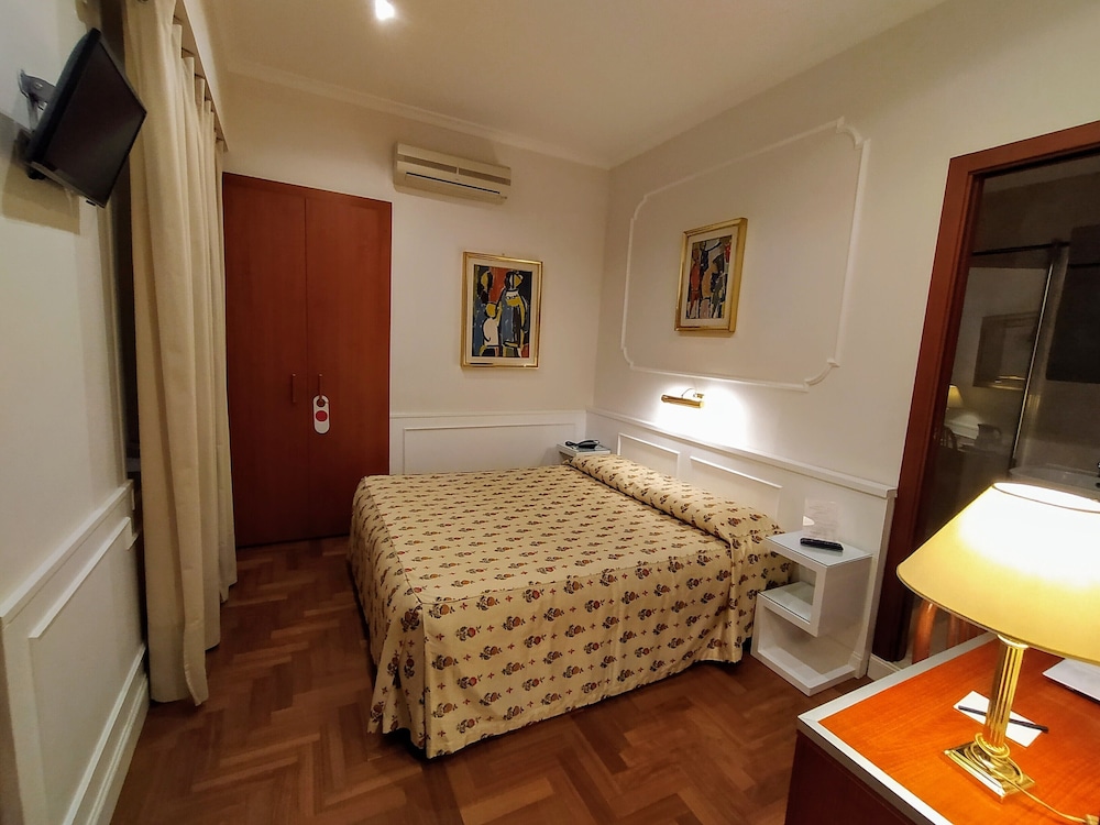 bandb hotel roma italia viminale