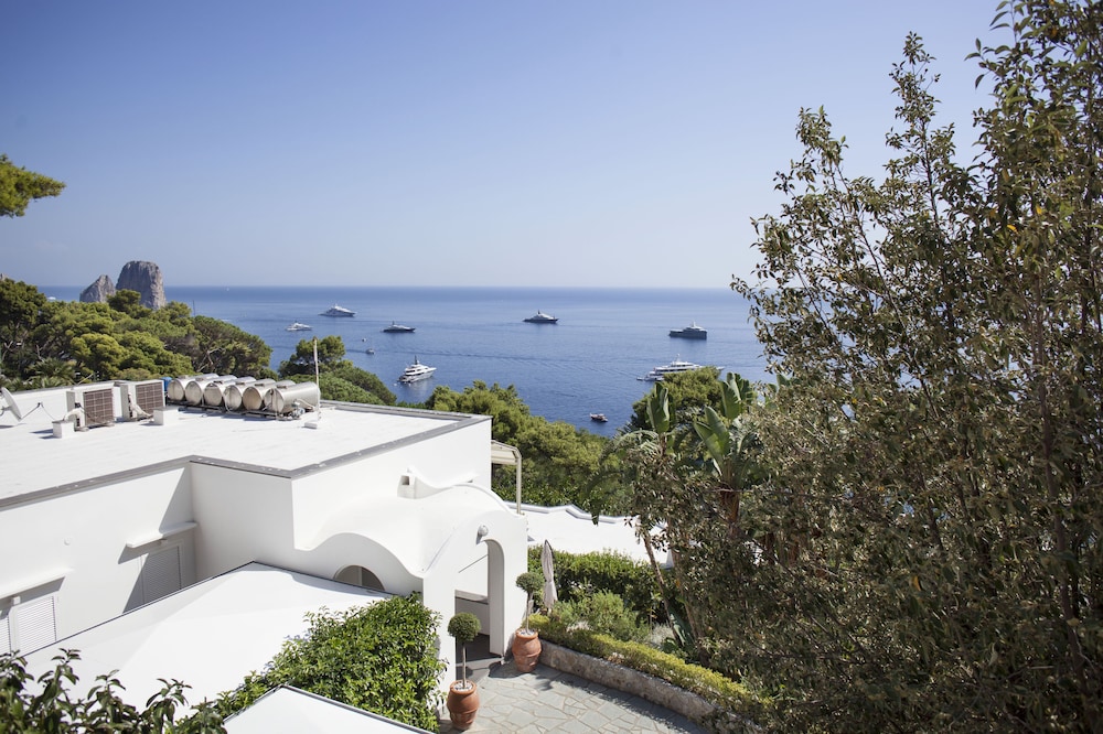 capri