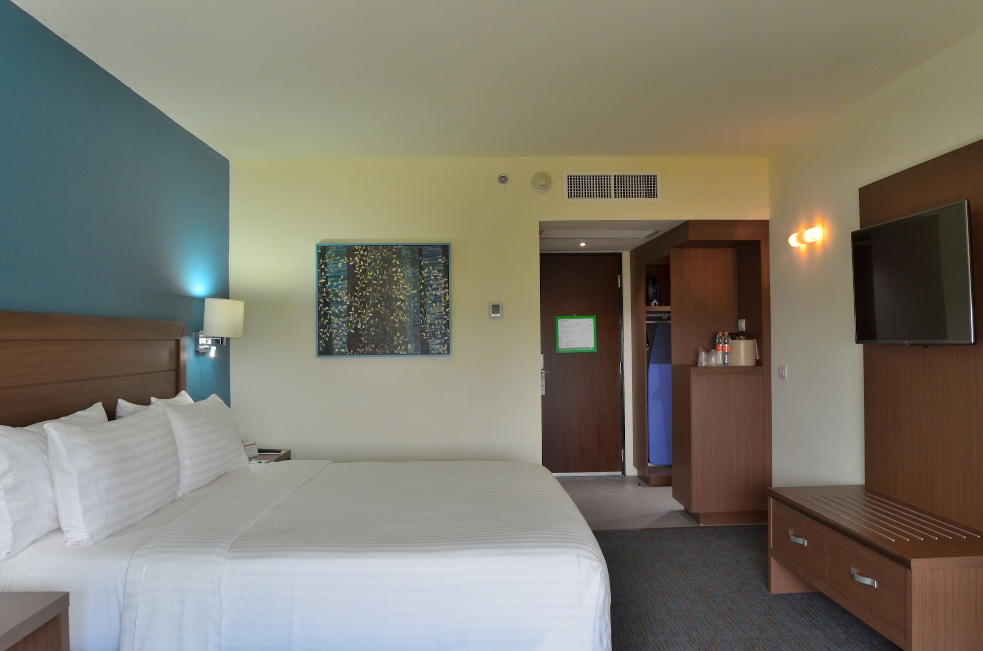 holiday inn guadalajara expo by ihg