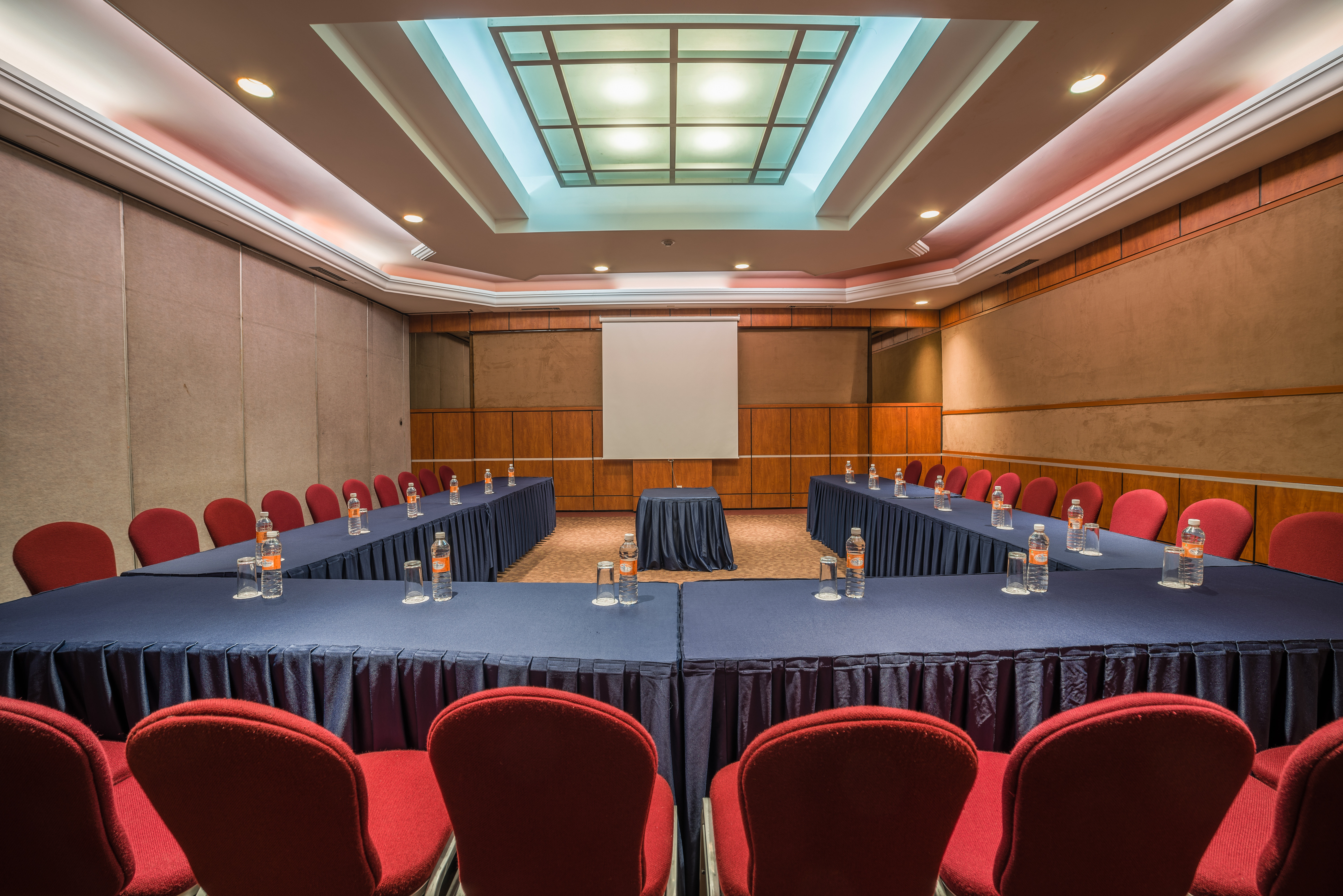 holiday inn guadalajara expo by ihg
