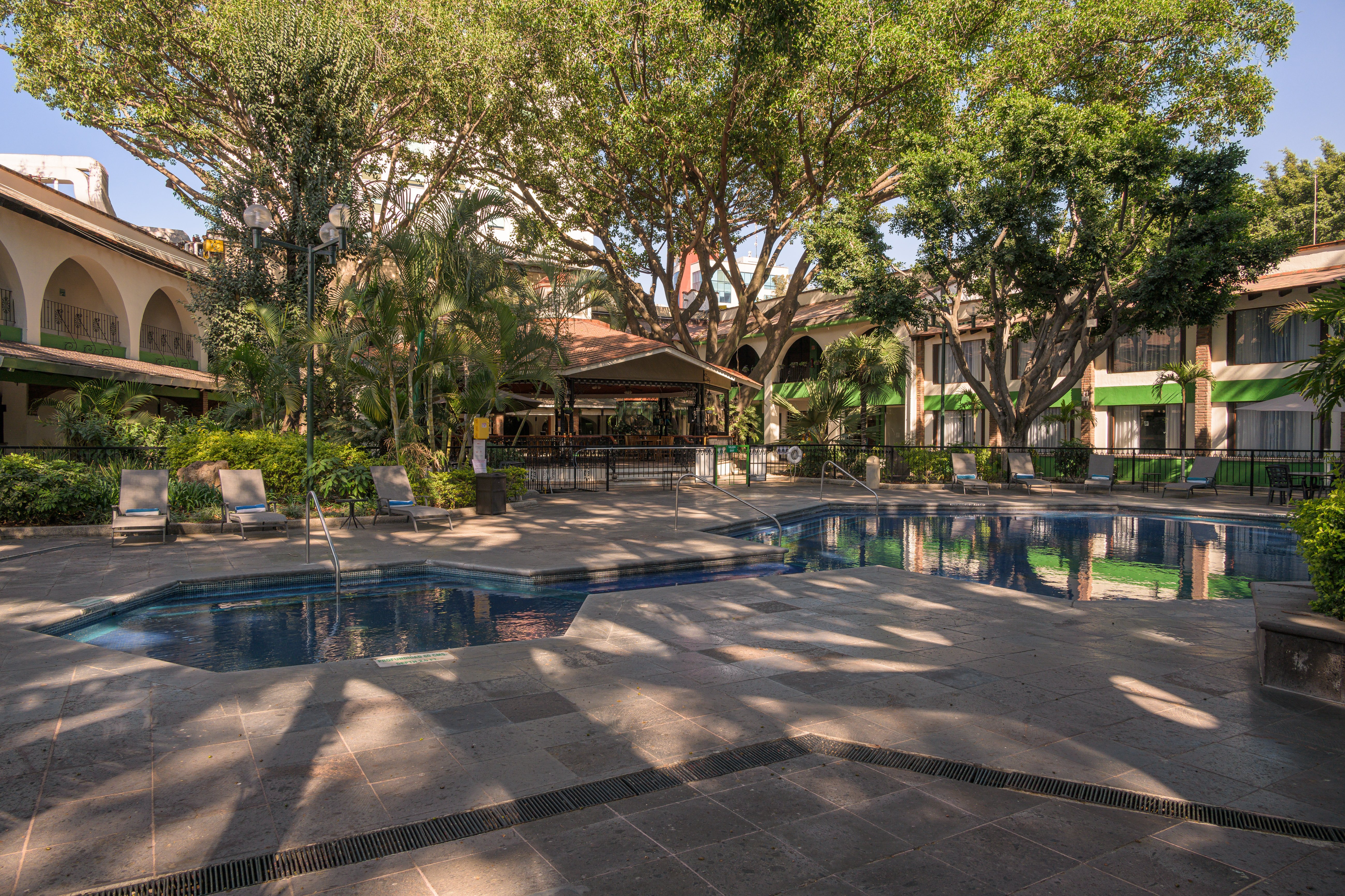 holiday inn guadalajara expo by ihg